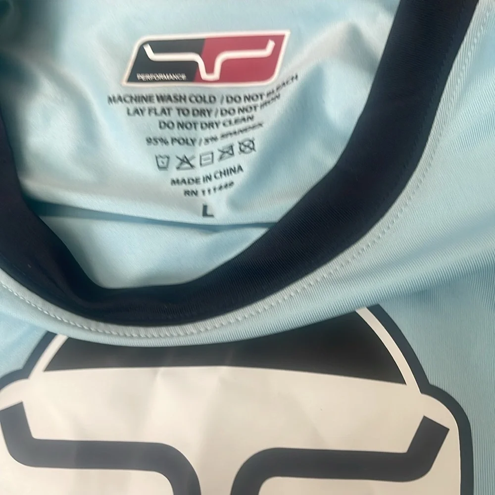 Kimesranch.com woman’s large NWT blue T-shirt athletic wear - Picture 3 of 4
